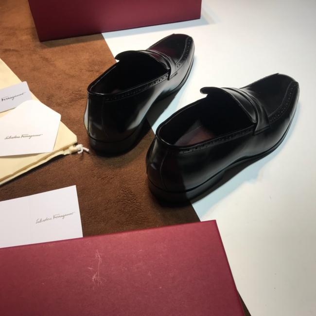 lv工厂价 实物拍摄菲拉.格慕S.Ferragamo原单蜡面擦色牛皮顶级正装 原单厂制 超实在的质感 擦色牛皮鞋