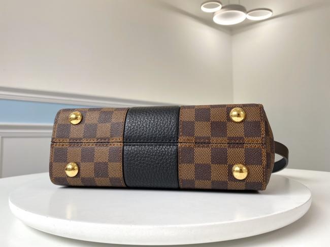 lv65 顶级原单 N41073 黑色小号 由Damier Ebene帆布与Cuir Taurillon皮革的精巧搭配裁制而成的Bond Street BB手袋