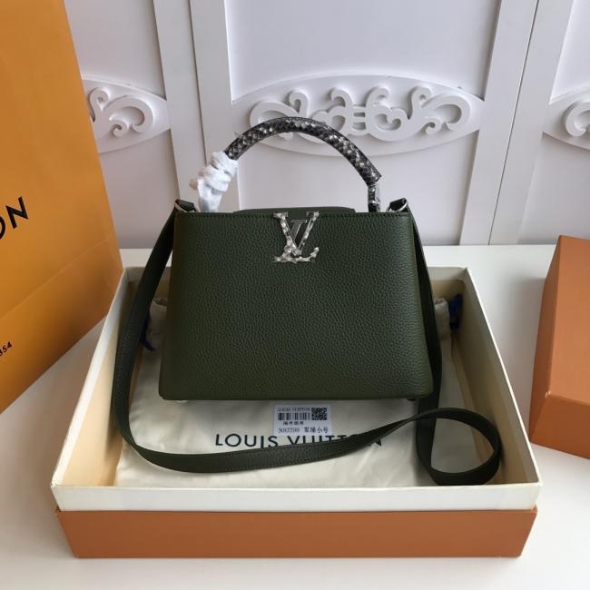 lv0 独家实拍 N93799军绿 第一家路易威登门店开在巴黎的嘉布遣街上。Capucines手袋