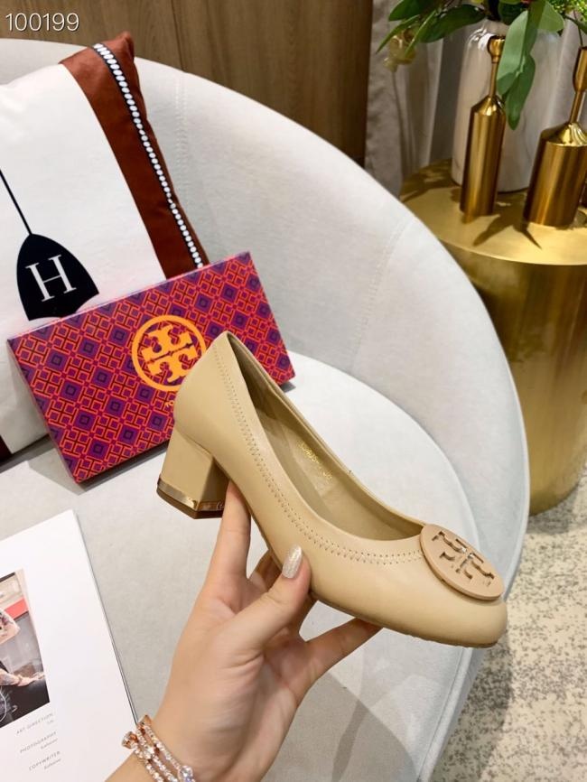 lv  Tory Burch