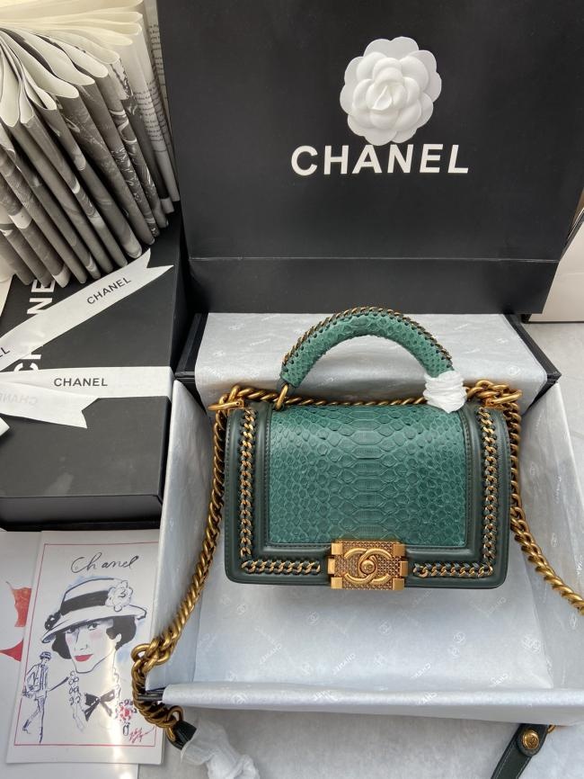 CHANEL 94805南非蟒蛇皮小羊皮20cm现货实拍