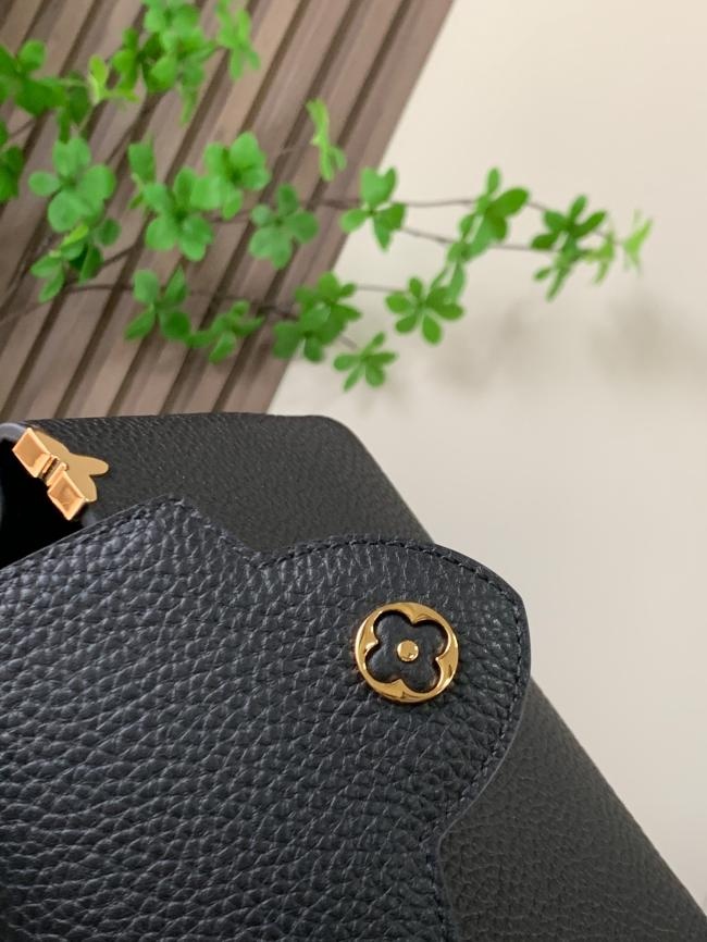 LV Capucines M56669 迷你手袋黑色金扣