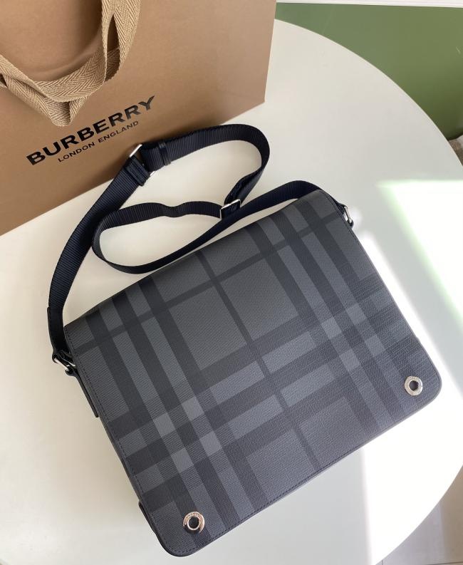 BURBERRY 2022新款信使包 London格纹翻盖斜背包58000073