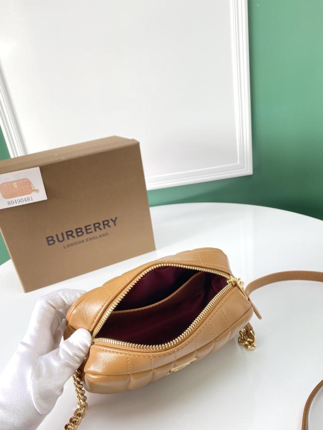 Burberry Lola 羔羊皮相机包，意大利手工制作