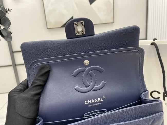 CHANEL 01118 鱼子酱Classic Flap 经典口盖包 23cm