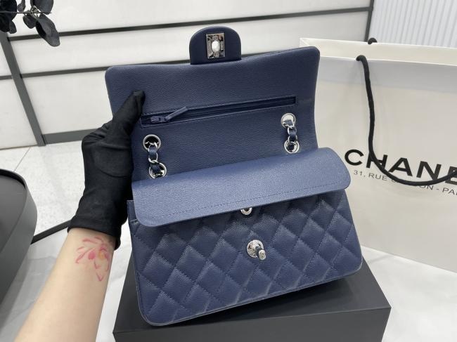 CHANEL 01118 鱼子酱Classic Flap 经典口盖包 23cm