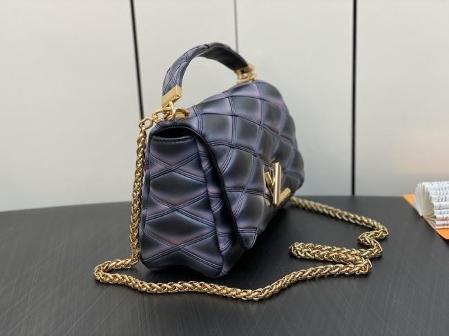 LV M22891黑渐变全皮菱格链条包系列GO-14 Twist手提包