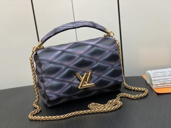 LV M22891黑渐变全皮菱格链条包系列GO-14 Twist手提包