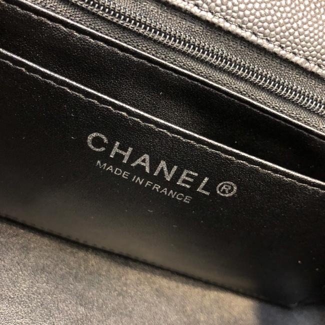 CHANEL 原版升级版20CM小牛皮金属链条经典双C包