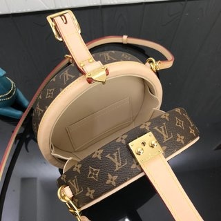 LV PETITE BOITE CHAPEAU M43M43514 手袋，经典帽盒风格款式