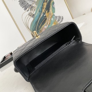 CHANEL 经典款006 17cm 小羊皮进口包