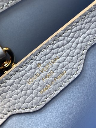 LV 2022春季系列 Capucines M59516中号手袋