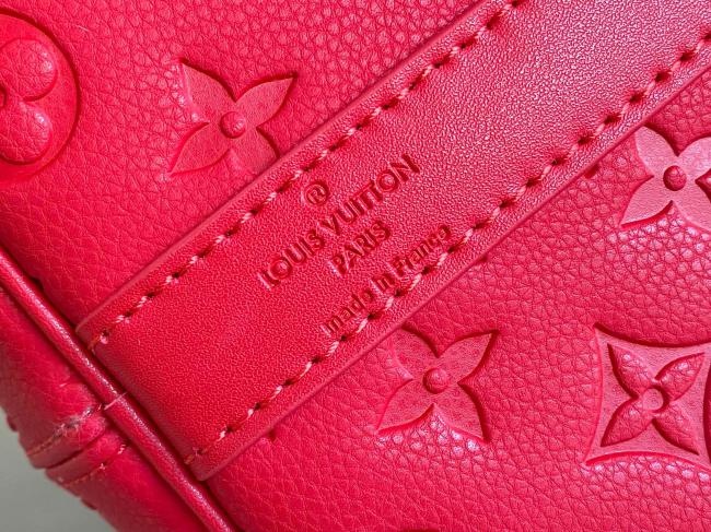 LV Keepall Bandoulière 50 Monogram Shadow 旅行袋