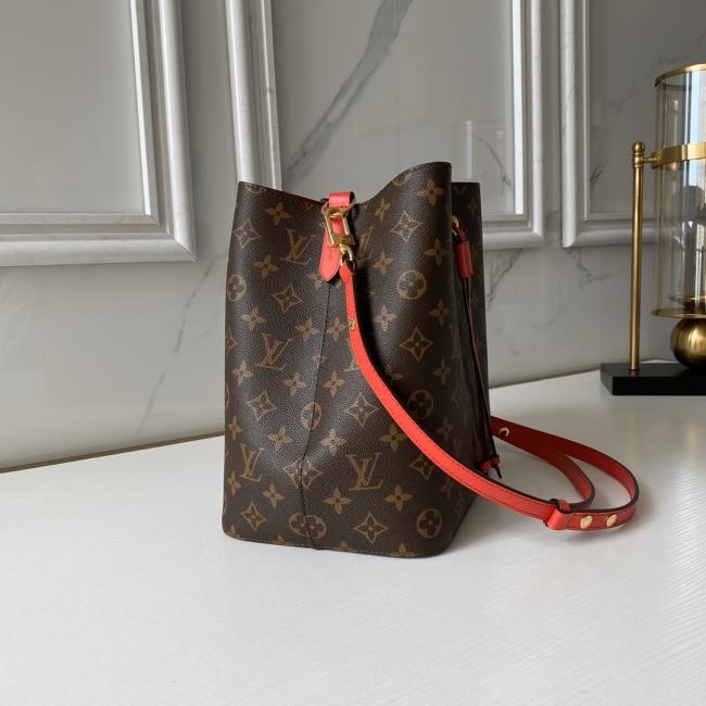 LV M44021 Néonoé Monogram帆布小牛皮装饰水桶包