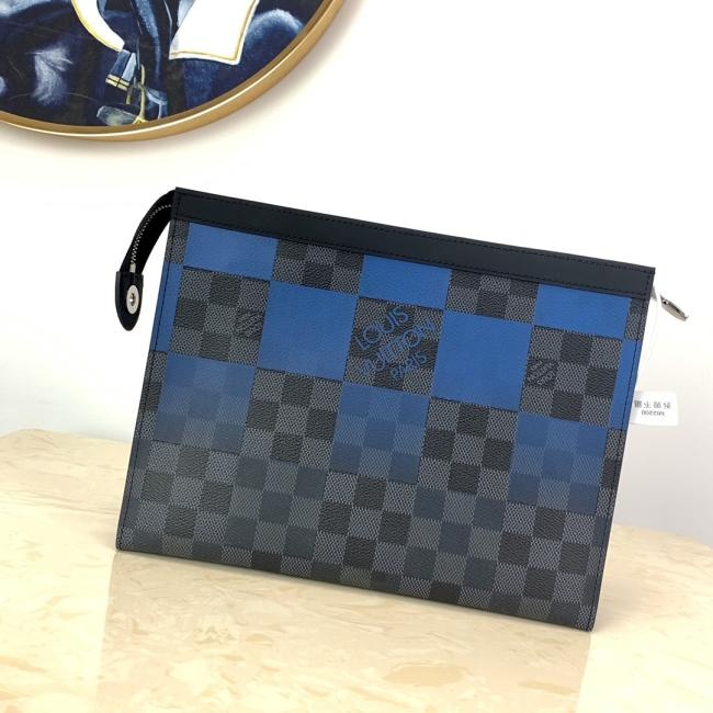 LV POCHETTE VOYAGE Damier Graphite Giant 中号手拿包款式简约经典