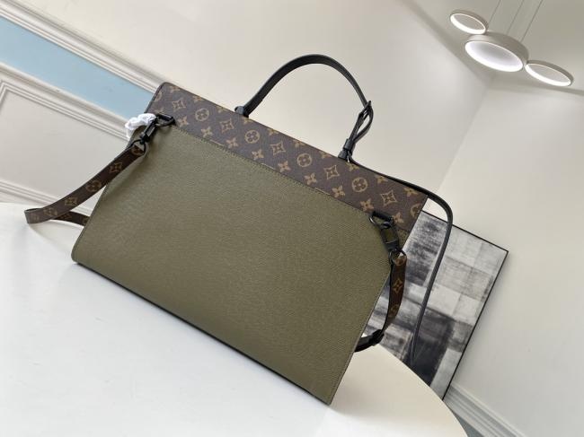 LV M30591 军绿色 Robusto Taïga 皮革公文包