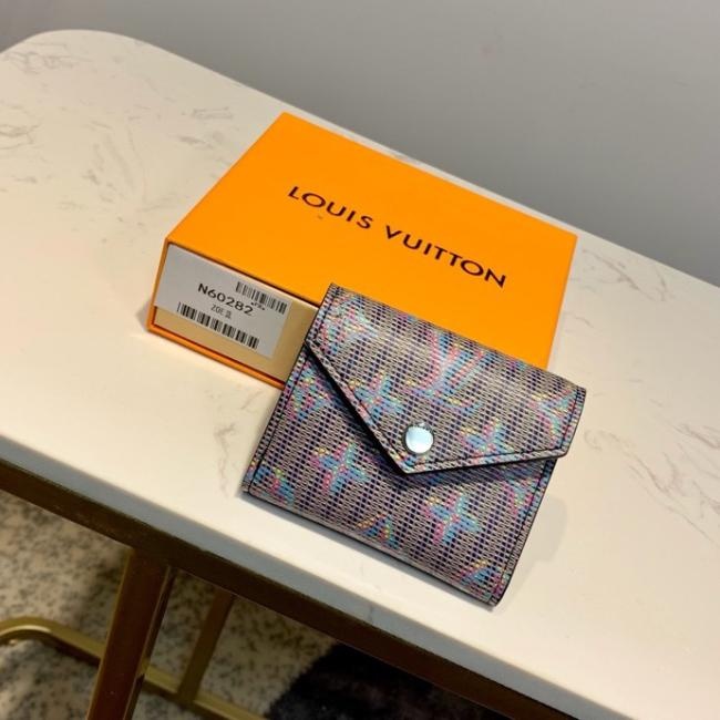 LV M60282 Monogram LV Pop Zoé 钱夹设计Nicolas Ghesquière