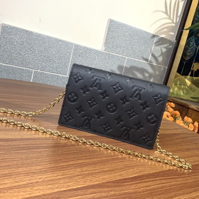 LV M67893 CHAIN 钱夹 Monogram Empreinte 皮革款式