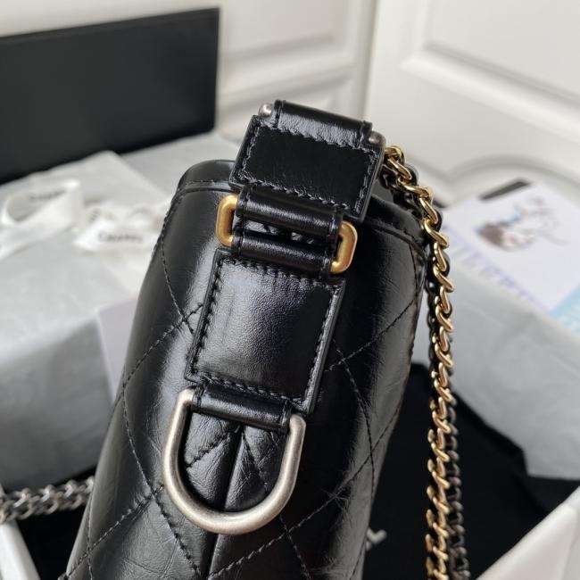 CHANEL Gabrielle 流浪包 25cm，时尚精品，最新款式