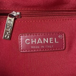 CHANEL Gabrielle 流浪包 25cm，时尚精品，最新款式