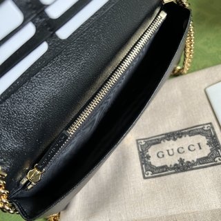 GUCCI GG链带钱包 6761，时尚设计款式，全新上市