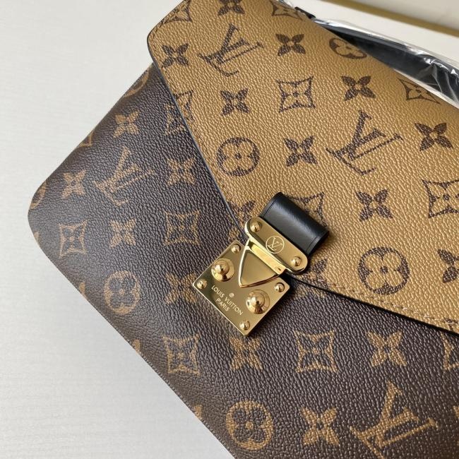 LV M41465黄花 Pochette Metis 手袋，时尚小巧款式，优雅气息