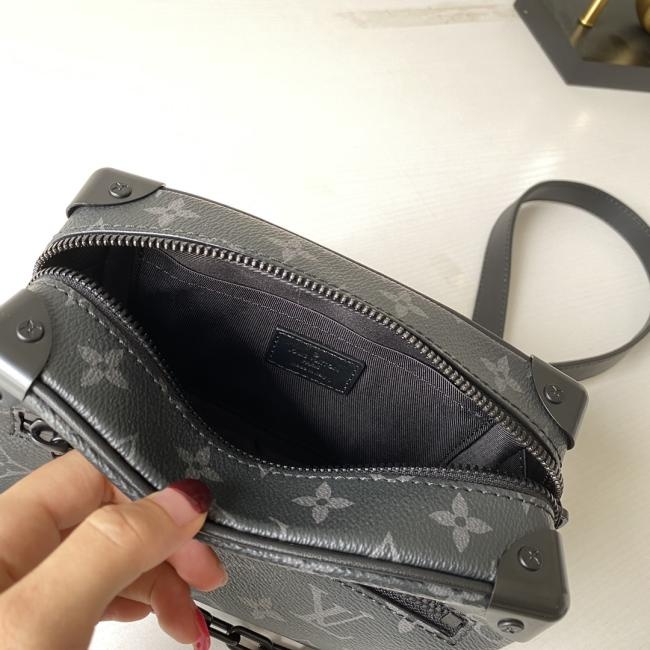 LV M44735 吴亦凡同款MINI SOFT TRUNK 树脂链带，精致造型，男女通用