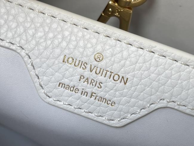 Louis Vuitton N92040 Capucines 中号白色金扣蛇款式介绍