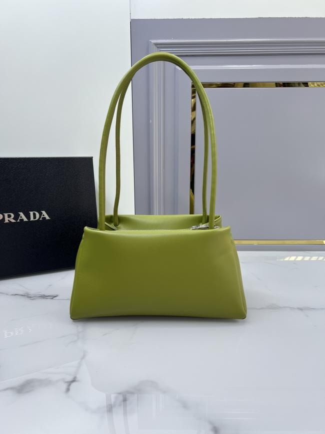 PRADA FW22最新款单肩腋下包1BA368绿色