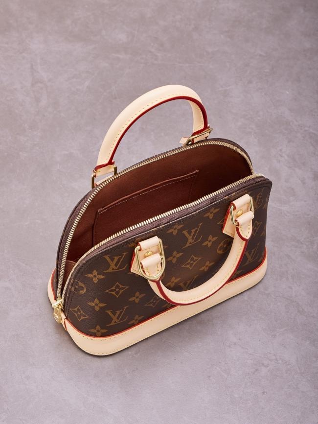 LV Alma BB Monogram 帆布手袋，经典款式，优雅气质