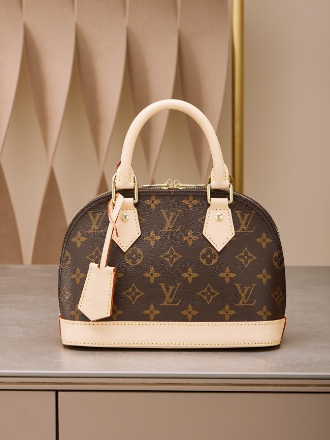 LV Alma BB Monogram 帆布手袋，经典款式，优雅气质