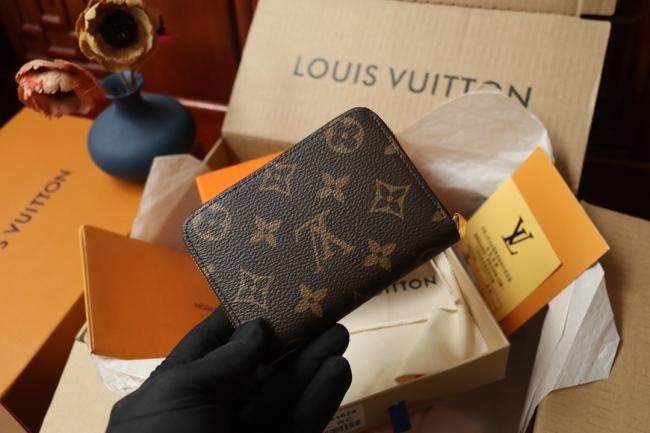 LV Vivienne Holidays 2022限定款Zippy零钱包