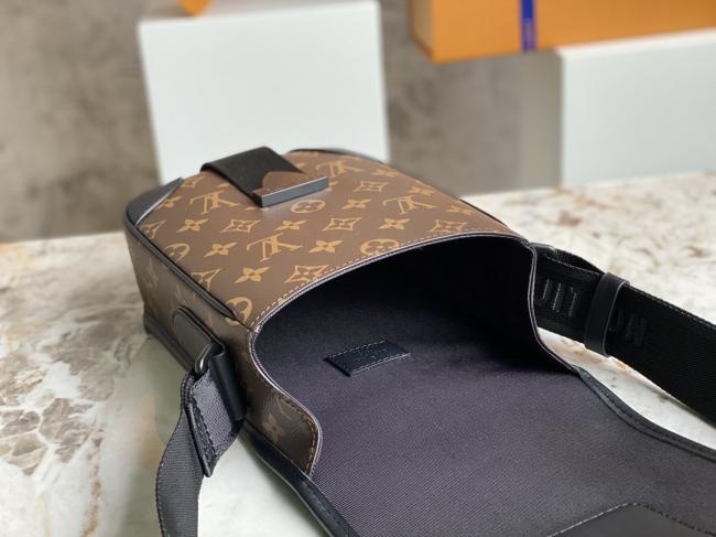 LV M46442 Archy Messenger PM Monogram Macassar 男包