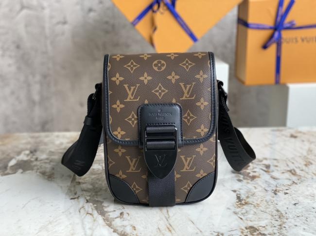 LV M46442 Archy Messenger PM Monogram Macassar 男包