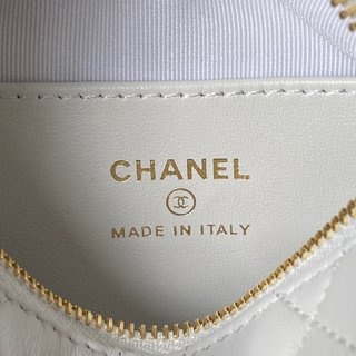 CHANEL 580晚宴包AP3095羊皮革与金色金属款式