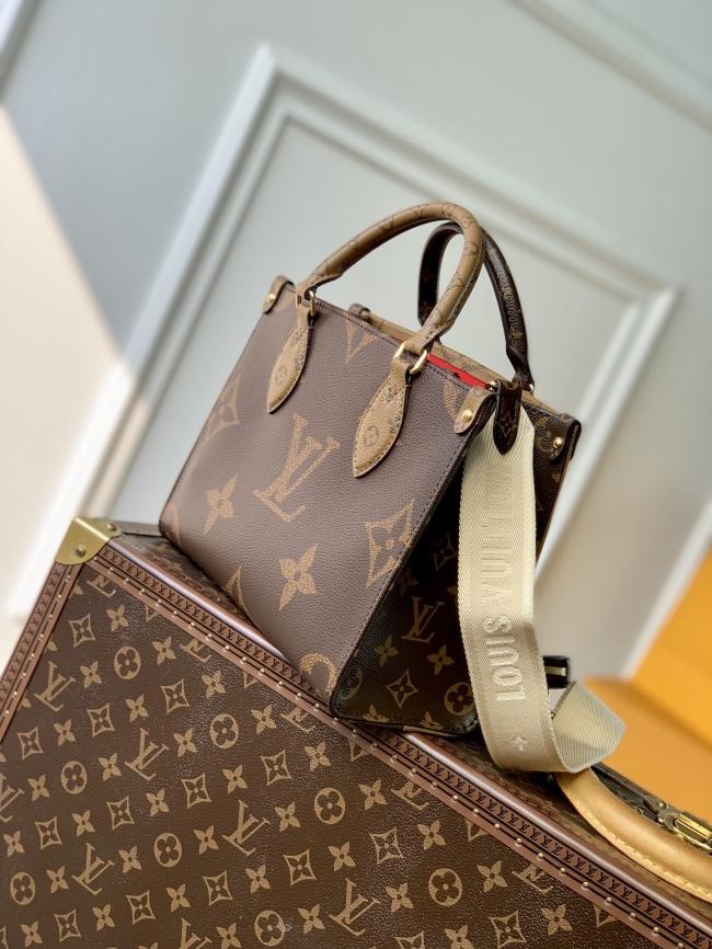 LV OnTheGo Monogram Rev 船帆织布手袋，时尚多功能设计