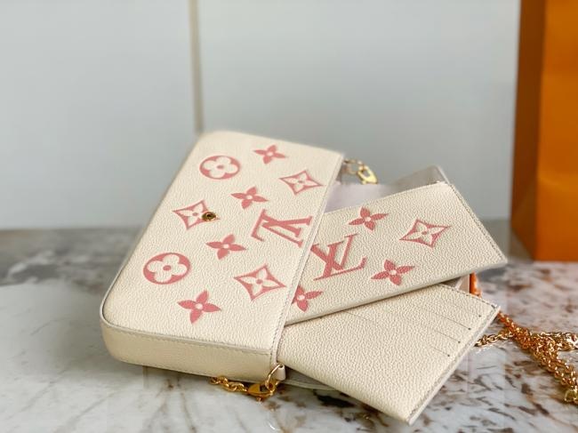 LV M82047 奶白全皮三件套系列 Pochette Felicie 链条包 M64064