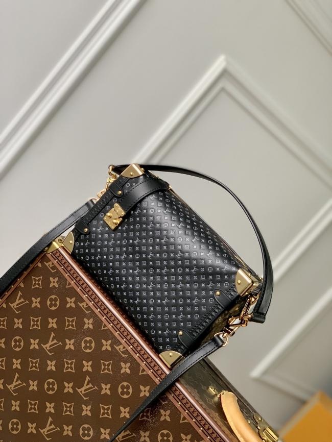 LV M46358 Side Trunk黑色全皮盒子包Nicolas Ghesquière新款