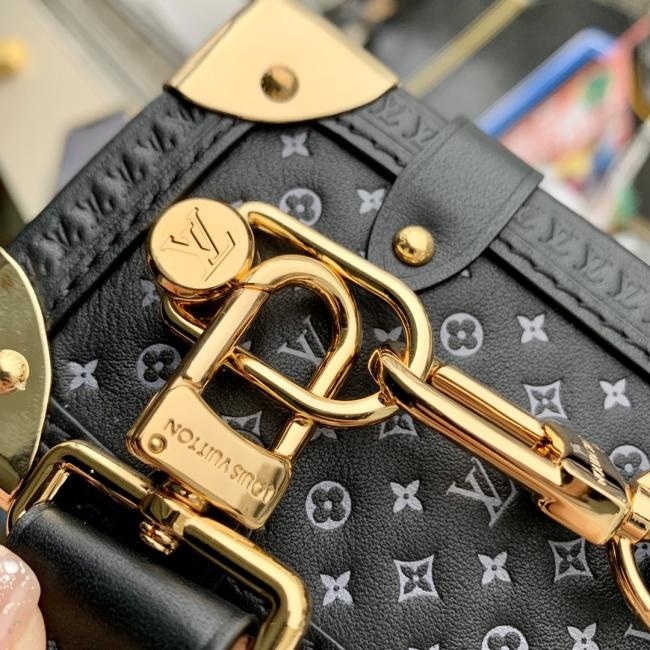 LV M46358 Side Trunk黑色全皮盒子包Nicolas Ghesquière新款