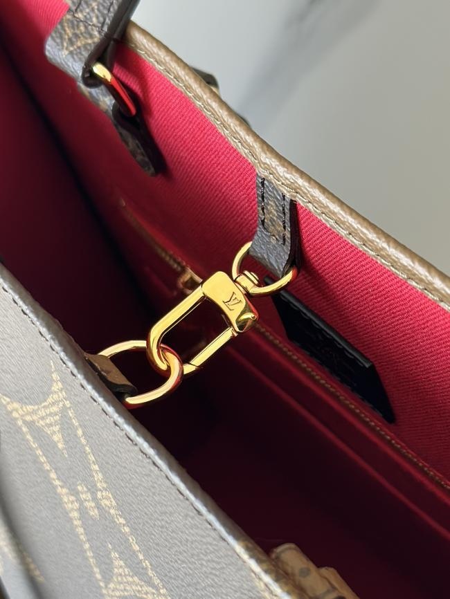 LV Onthego 超大号 Monogram 手袋，前卫摩登设计