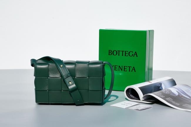 Bottega Veneta Cassette编织魔方包 80820#系列款式，时尚低调奢华