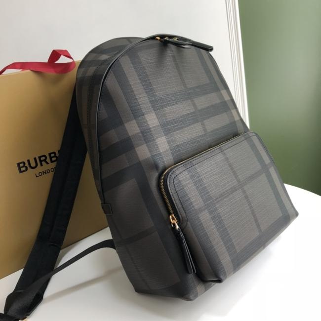 Burberry London 格纹双肩包牛皮饰边，防护性能，实用耐久