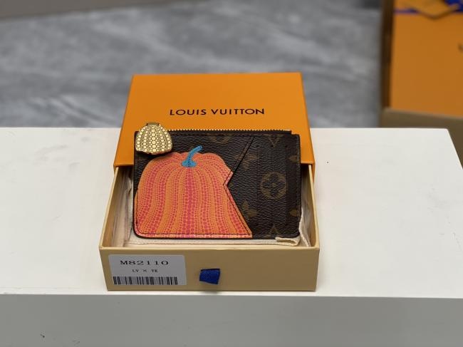 LV x YK南瓜系列M82110 Romy卡夹钱包