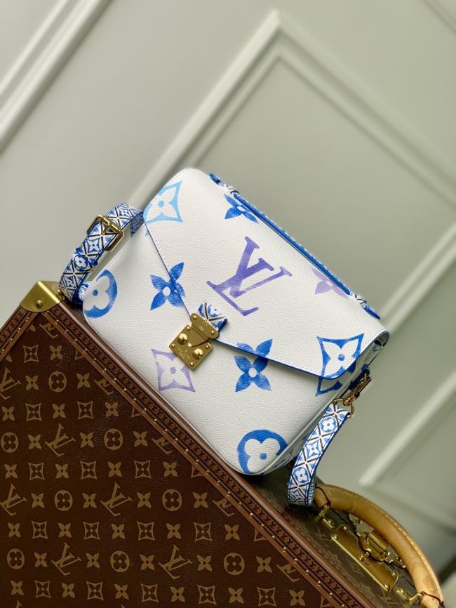 LV Pochette Metis 帆布水彩效果手袋，里斯本彩绘瓷砖灵感设计