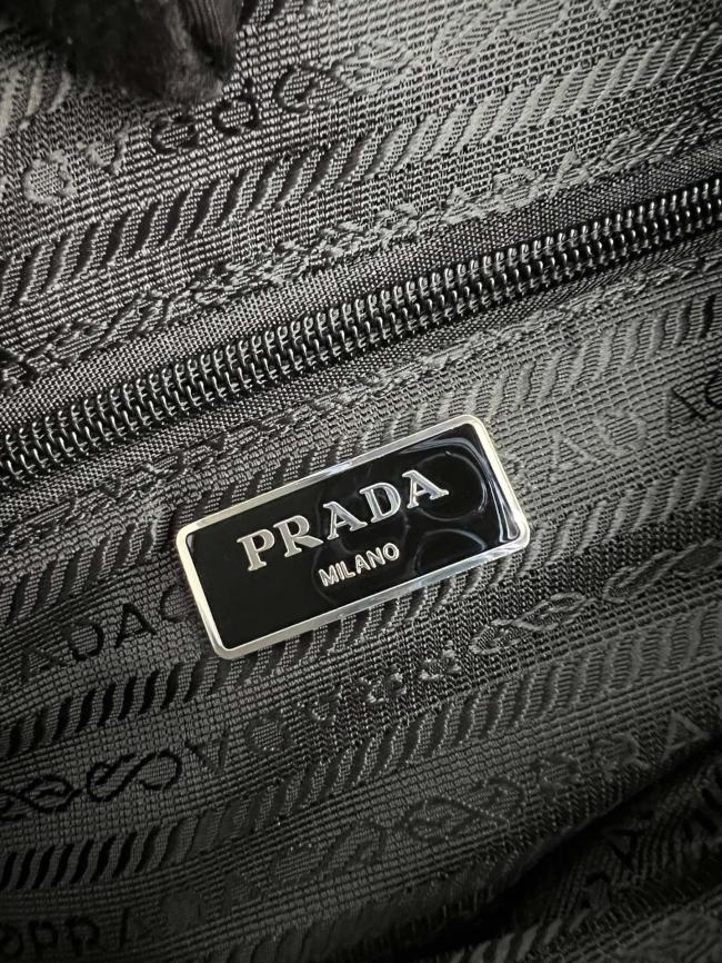 PRADA新款三合一1BC167男女共用单肩包