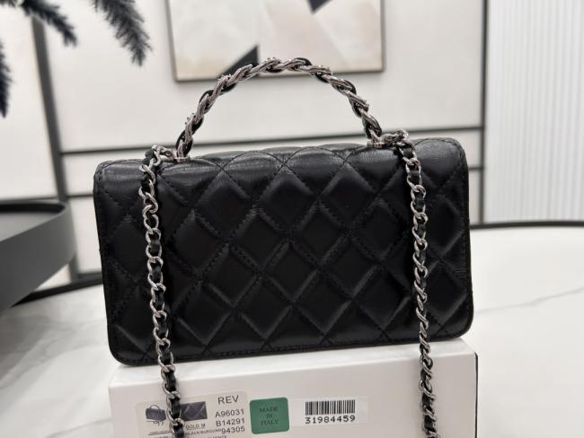 CHANEL A96031 23K黑银牛皮手柄风琴包，高级质感款式，耐磨经典