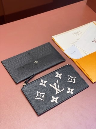 LV Monogram Empreinte Poch Félicie 链条包，手拿包和肩背包两用