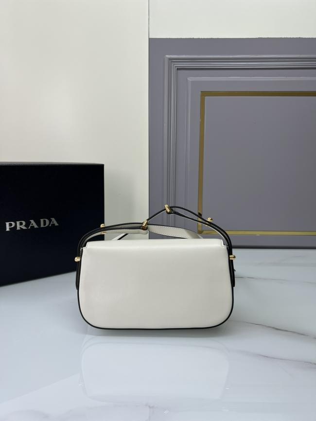 Prada 新款1BD339 单肩包，时尚高级设计，气质女孩必备